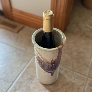 Decorative wine holder vase